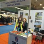 img-29f3a090ae3a3ad448feb1aee5532626-v